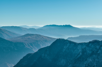 Mountain, bình mịnh, núi, layered hills, đồi chồng lớp, gradient, chuyển màu  - Antonio Tose