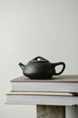 Ấm trà, teapot, ceramic, gốm sứ, black, đen, tea culture ,văn hóa, trà, kitchen, bếp - Eva Bronzini 3