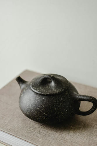 Ấm trà, teapot, ceramic, gốm sứ, black, đen, tea culture ,văn hóa, trà, kitchen, bếp - Eva Bronzini 2