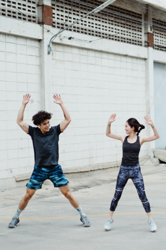 Thể dục, giãn cơ, stretching, gworkout, tập luyện, warmup, khởi động, exercise, bài tập, couple, cặp đôi, fitness, sức khỏe -  Ketut Subiyanto 4