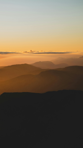 Sunset mountain, hoàng hôn, núi, layered hills, đồi chồng lớp, gradient, chuyển màu - MEUM MARE