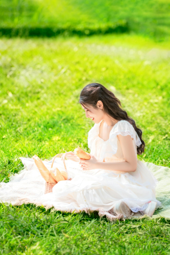 Con gái, sinh viên, Việt Nam, cô gái, girl, công viên, park, picnic - Sơn Ngọc 3