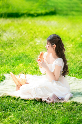 Con gái, sinh viên, Việt Nam, cô gái, girl, công viên, park, picnic - Sơn Ngọc 2