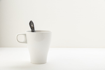 Cốc sứ, ceramic mug, white, trắng, minimalism, tối giản -  Evgeniy Alekseyev