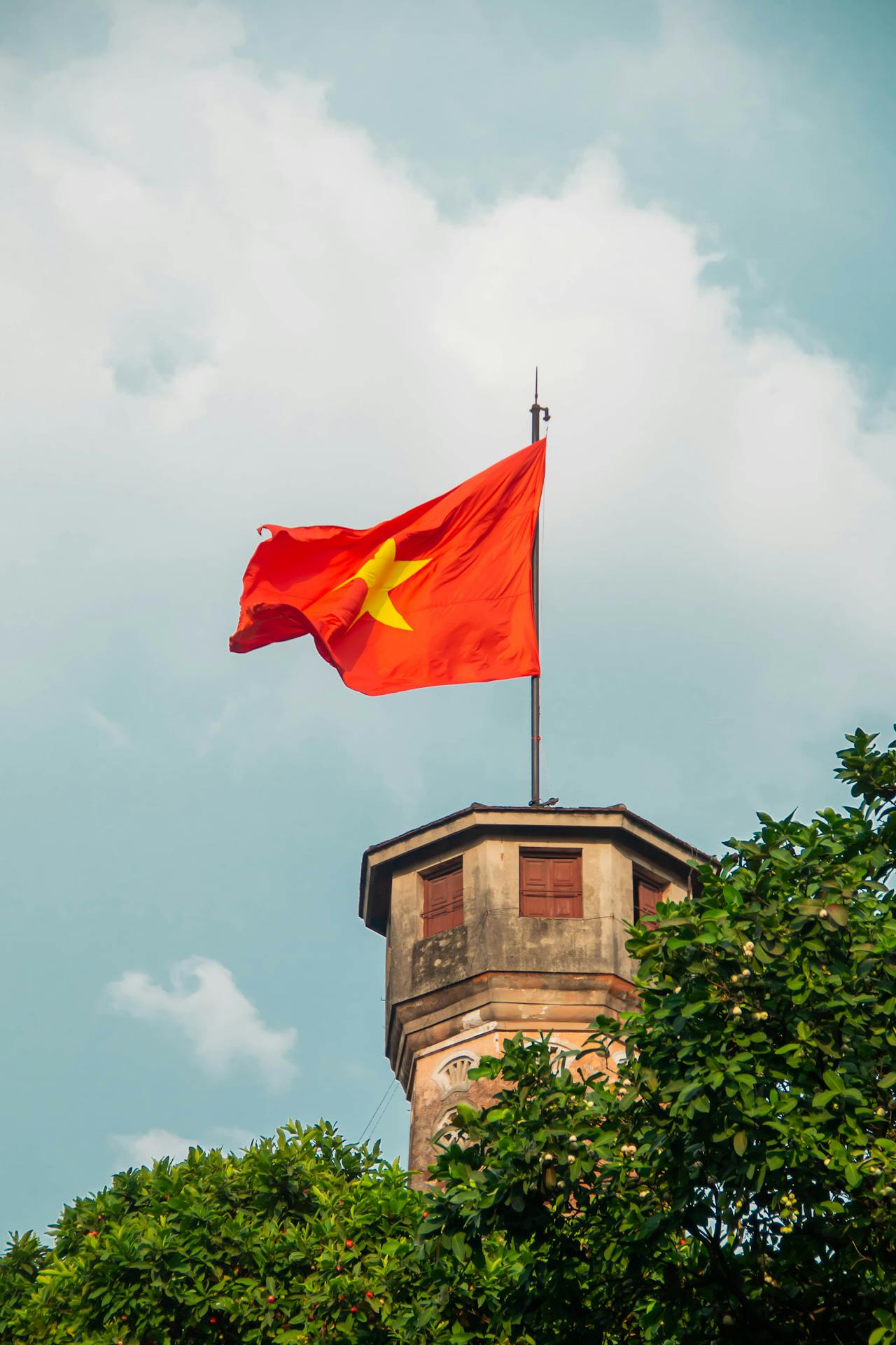 Cột cờ, flag tower, hà nội, hanoi, quốc kỳ, vietnam flag, di tích, heritage, kiến trúc cổ, ancient architecture-  Tú Chu