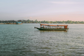 Thuyền, boat, sông, river du lịch, travel, Việt Nam, Vietnam, bầu trời, sky - Vũ Bụi