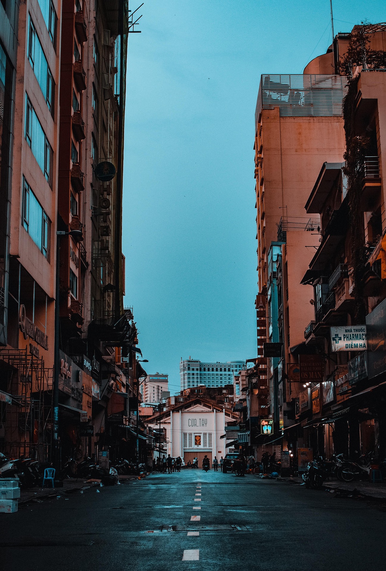 Tòa nhà, building, quốc kỳ, Việt Nam, thành phố, city, Hồ Chí Minh, đường phố, street- Vien_beos 4
