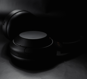 Tai nghe, điện tử, headphones, electronics, cộng nghệ, technology - Cristhian_Adame_Photo 1