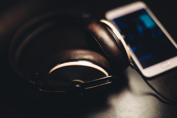 Tai nghe, điện tử, headphones, electronics, cộng nghệ, technology -StockSnap 1