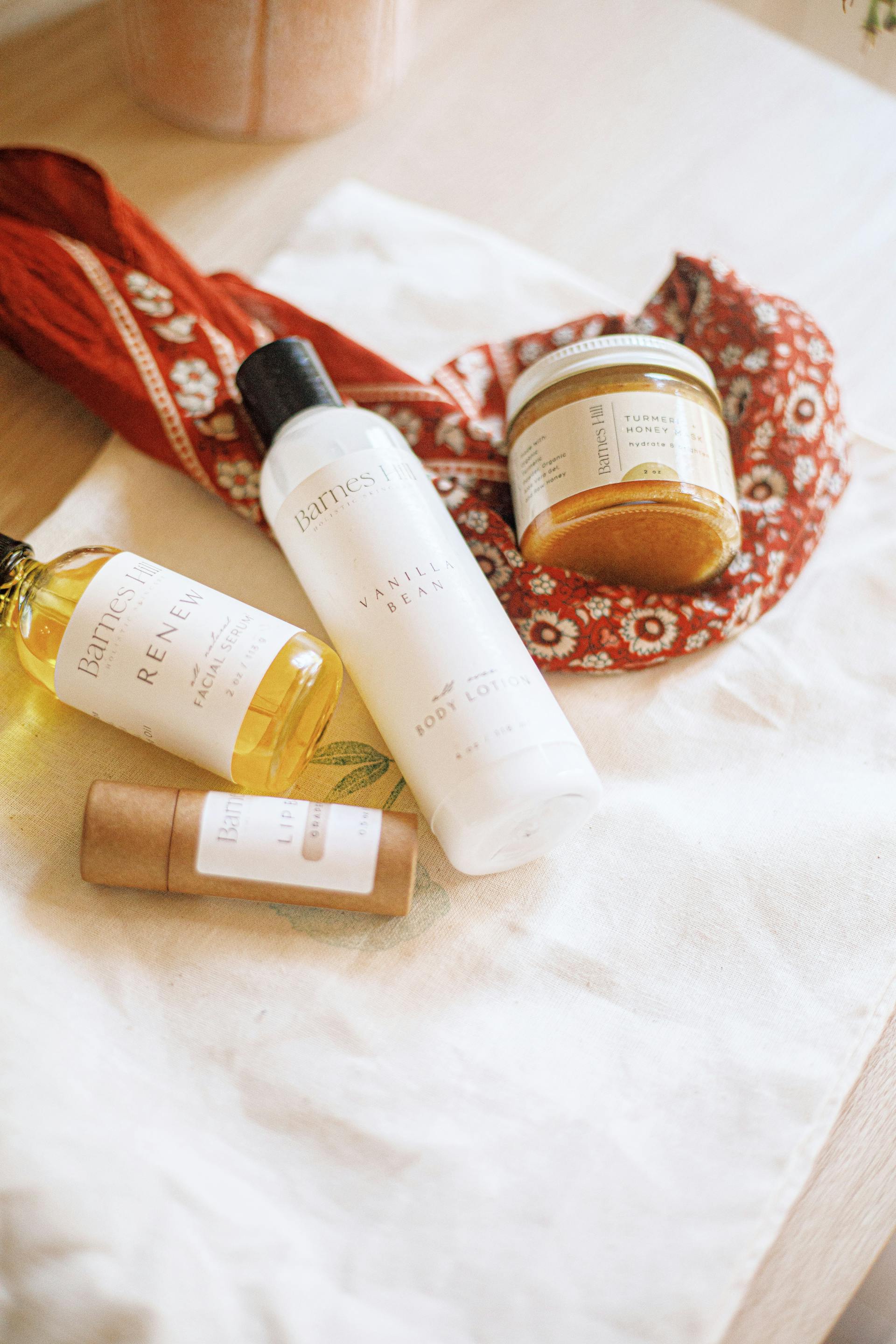 Mỹ phẩm, cosmetic, làm đẹp, beauty, spa, thẩm mỹ - Daniel & Hannah Snipes
