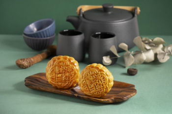 Tết trung thu, mooncake festival, mooncake, bánh bía, traditional cake, bánh truyền thống - Hoa Dao 1