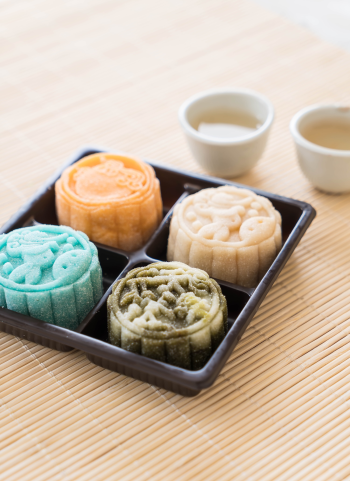 Tết trung thu, mooncake festival, mooncake, bánh bía, traditional cake, bánh truyền thống - Jessi