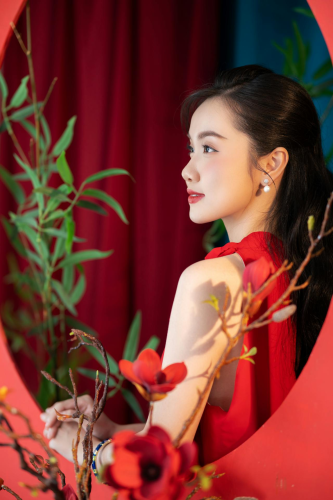 Cô gái, con gái, thiếu nữ, girl, Việt Nam, truyền thống, traditional, đỏ - Andy Lee 1