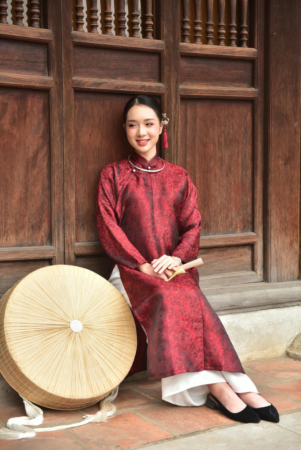 Cô gái, con gái, thiếu nữ, girl, Việt Nam, áo dài, nón quai thao, truyền thống, conical hat with chin strap, traditional - Felix Young