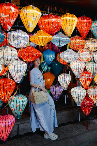 Lồng đèn, cô gái, thiếu nữ, trung thu, lễ hội truyền thống, lantern, girl, young woman, mid-autumn festival, traditional festival - Kirandeep Singh Wal