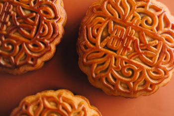 Tết trung thu, mooncake festival, mooncake, bánh trung thu, traditional cake, bánh truyền thống, festive food, món ăn lễ hội, sweet filling, nhân ngọt - Nataliya Vaitkevich 2