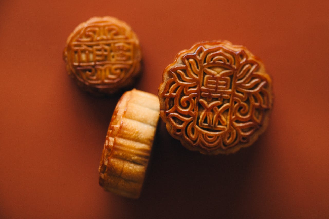 Tết trung thu, mooncake festival, mooncake, bánh trung thu, traditional cake, bánh truyền thống, festive food, món ăn lễ hội, sweet filling, nhân ngọt - Nataliya Vaitkevich 3