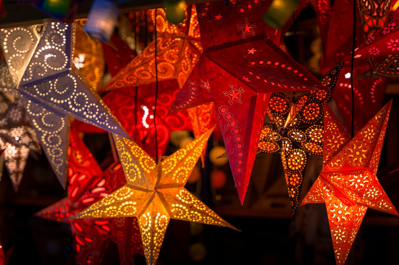 Lồng đèn, lantern, ánh sáng, đèn ngôi sao, festival lights, lễ hội truyền thống, star lantern, traditional festival - Renato Dehnhardt