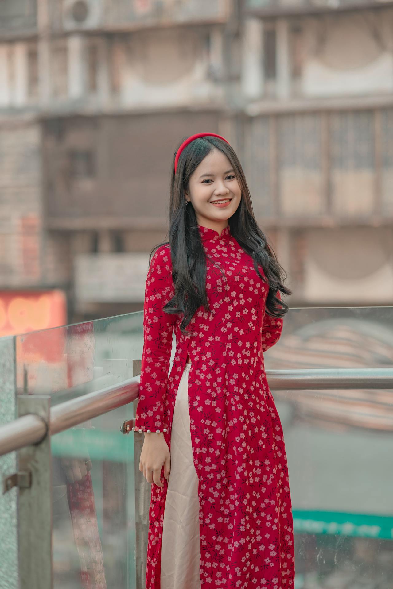 Cô gái, con gái, thiếu nữ, girl, Việt Nam, áo dài, truyền thống, traditional, đỏ - Toàn Văn 4