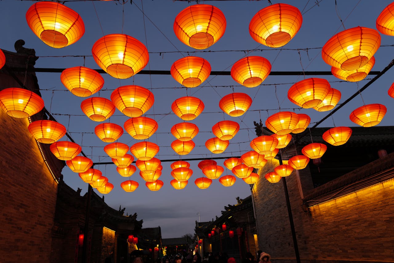 Trung thu, mid autumn, lồng đèn, lantern, ánh sáng, festival lights, lễ hội truyền thống, traditional festival - Xi shui