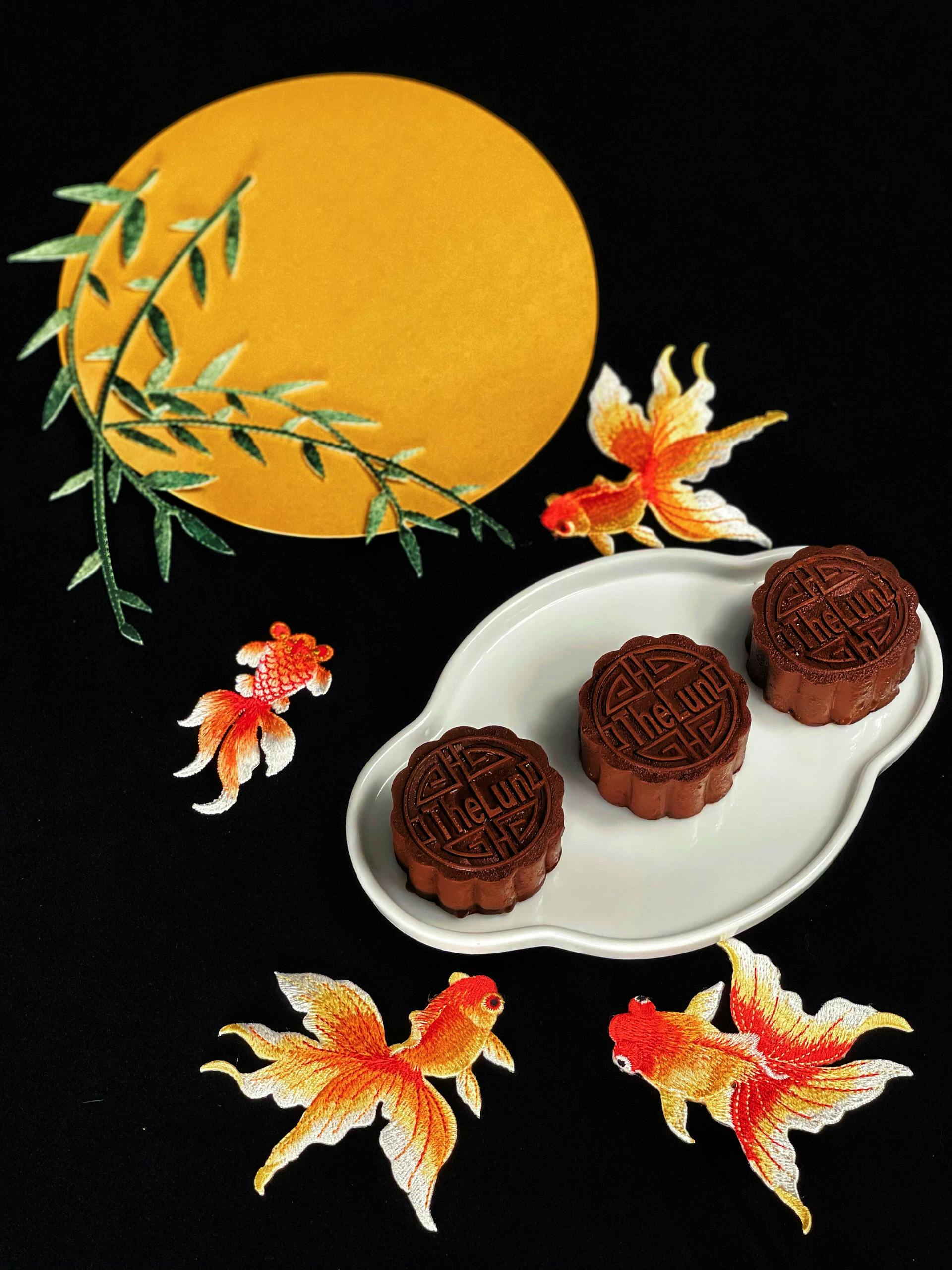 Tết trung thu, mooncake festival, mooncake, bánh trung thu, traditional cake, bánh truyền thống, festive food, món ăn lễ hội - THE LUN 1