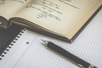 Sách, vở, nhật kí, books, notebooks, diaries- LUM3N
