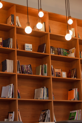 Sách, nhà sách, thư viện, kệ sách, books, bookstores, libraries, bookshelves-StockSnap 3