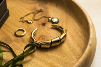 Trang sức, nữ trang, vòng, bông tai, dây chuyền, vàng, jewelry, bracelets, earrings, necklaces, gold- LUM3N 7
