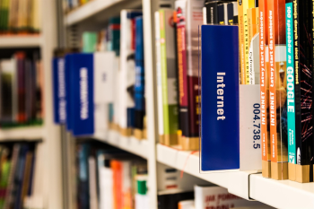 Sách, nhà sách, thư viện, kệ sách, books, bookstores, libraries, bookshelves- jarmoluk 5
