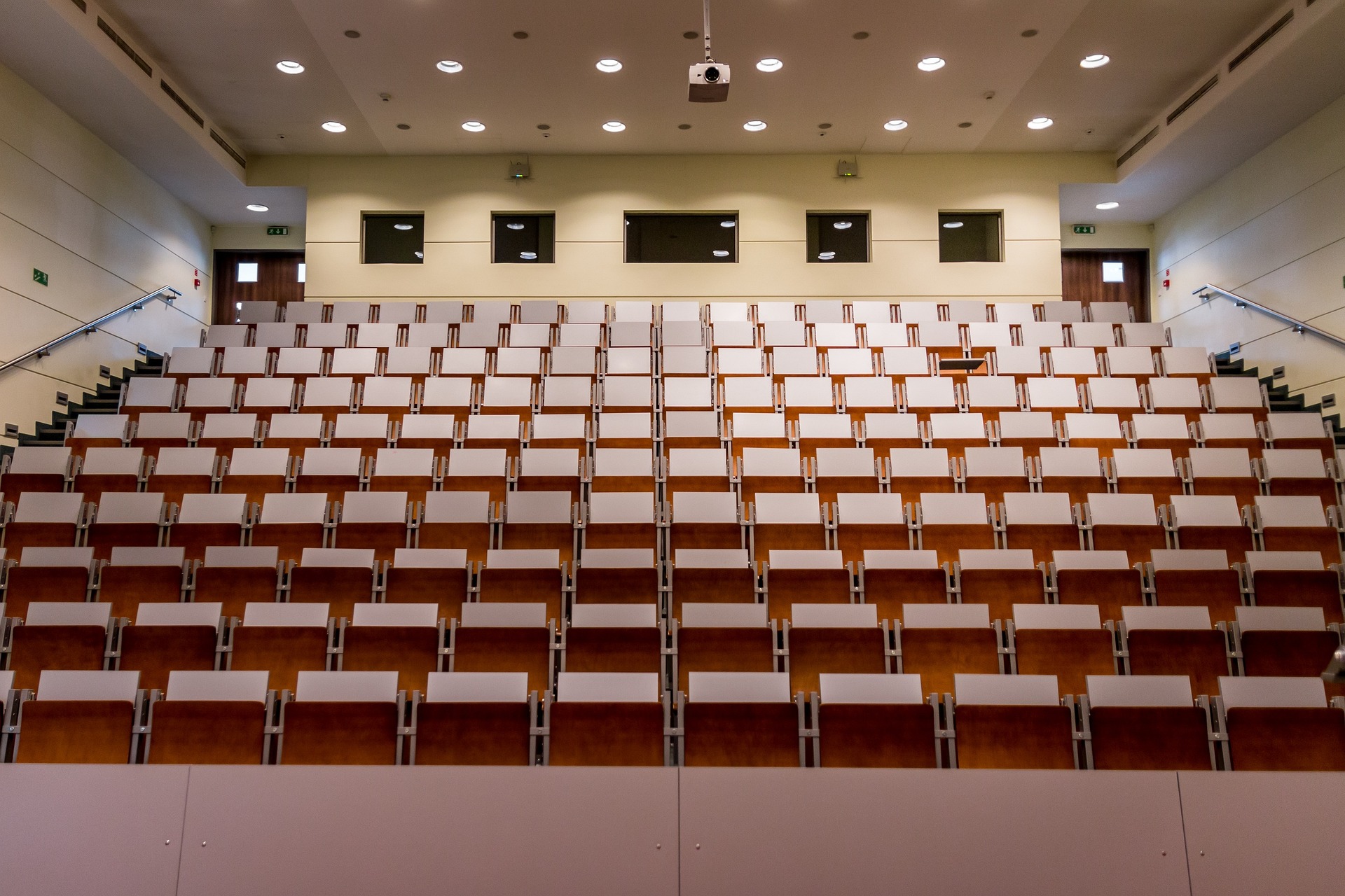 Phòng, Giảng đường, Hội trường, Room, Lecture hall, Assembly hall- jarmoluk