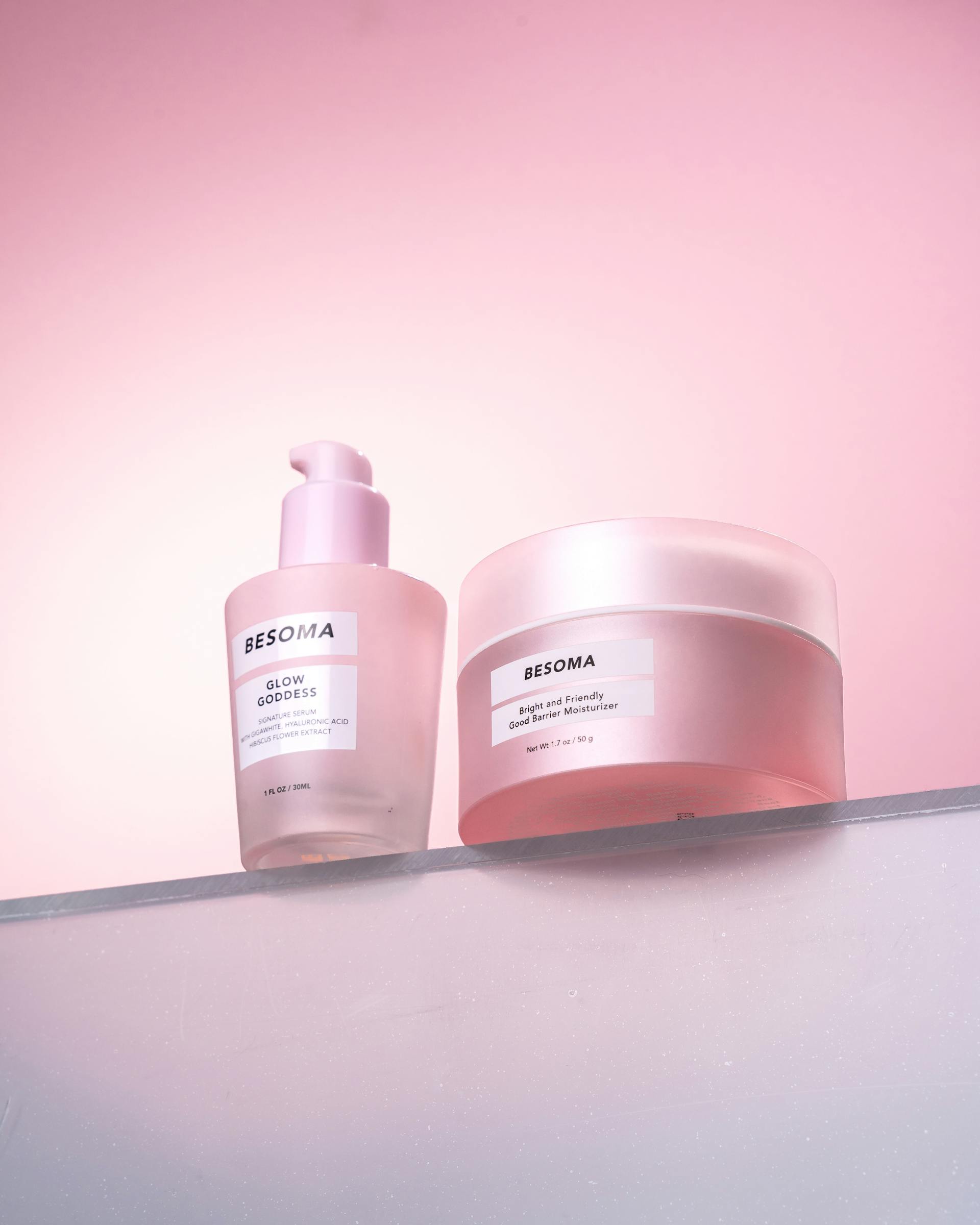 Mỹ phẩm, cosmetic, làm đẹp, beauty, kem dưỡng, kem, dưỡng da, sản phẩm - Moni Rathnak 1