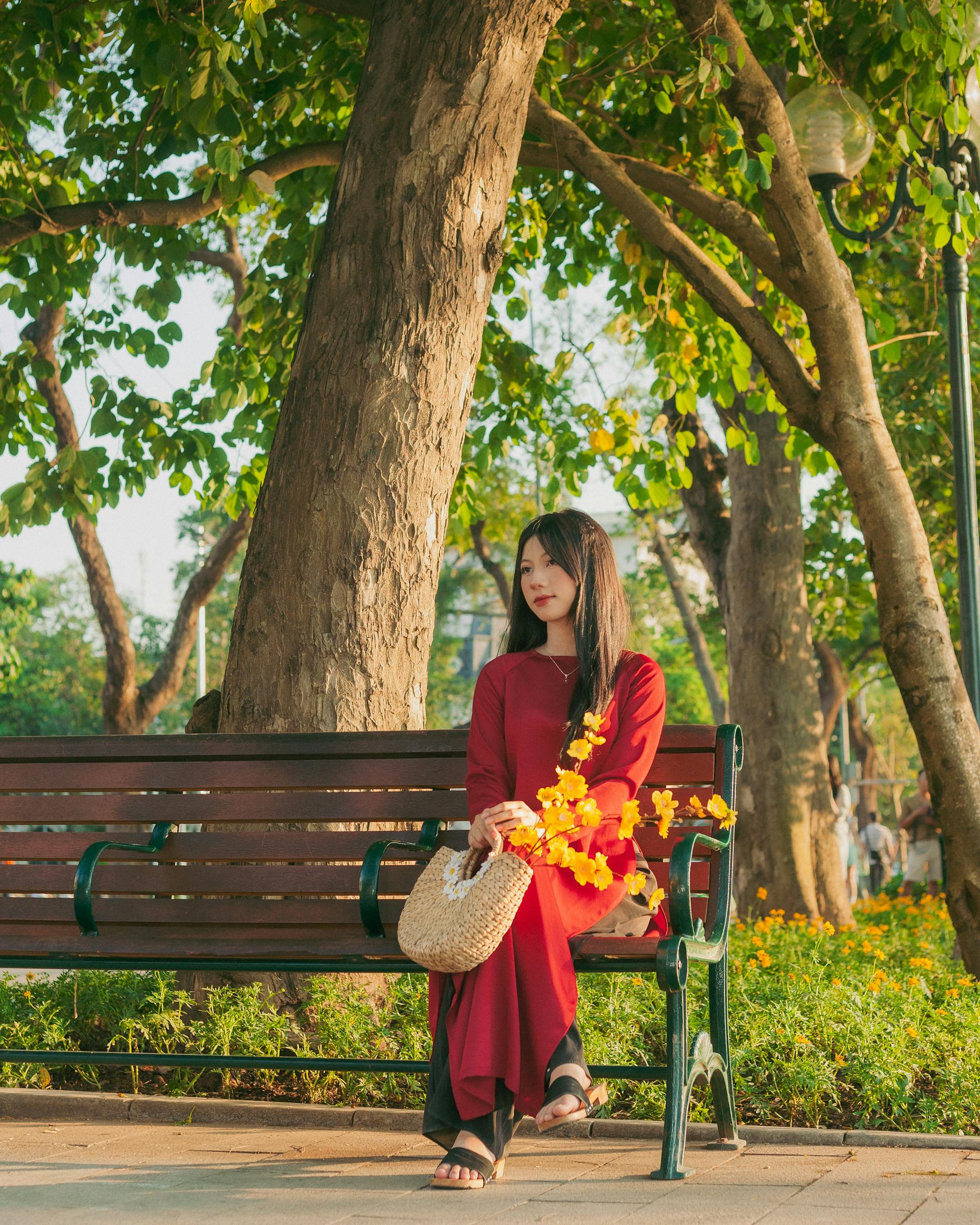 Cô gái, con gái, thiếu nữ, girl, Việt Nam, áo dài, truyền thống, traditional, Hồ Gươm, Hà Nội - Dang Hong 10