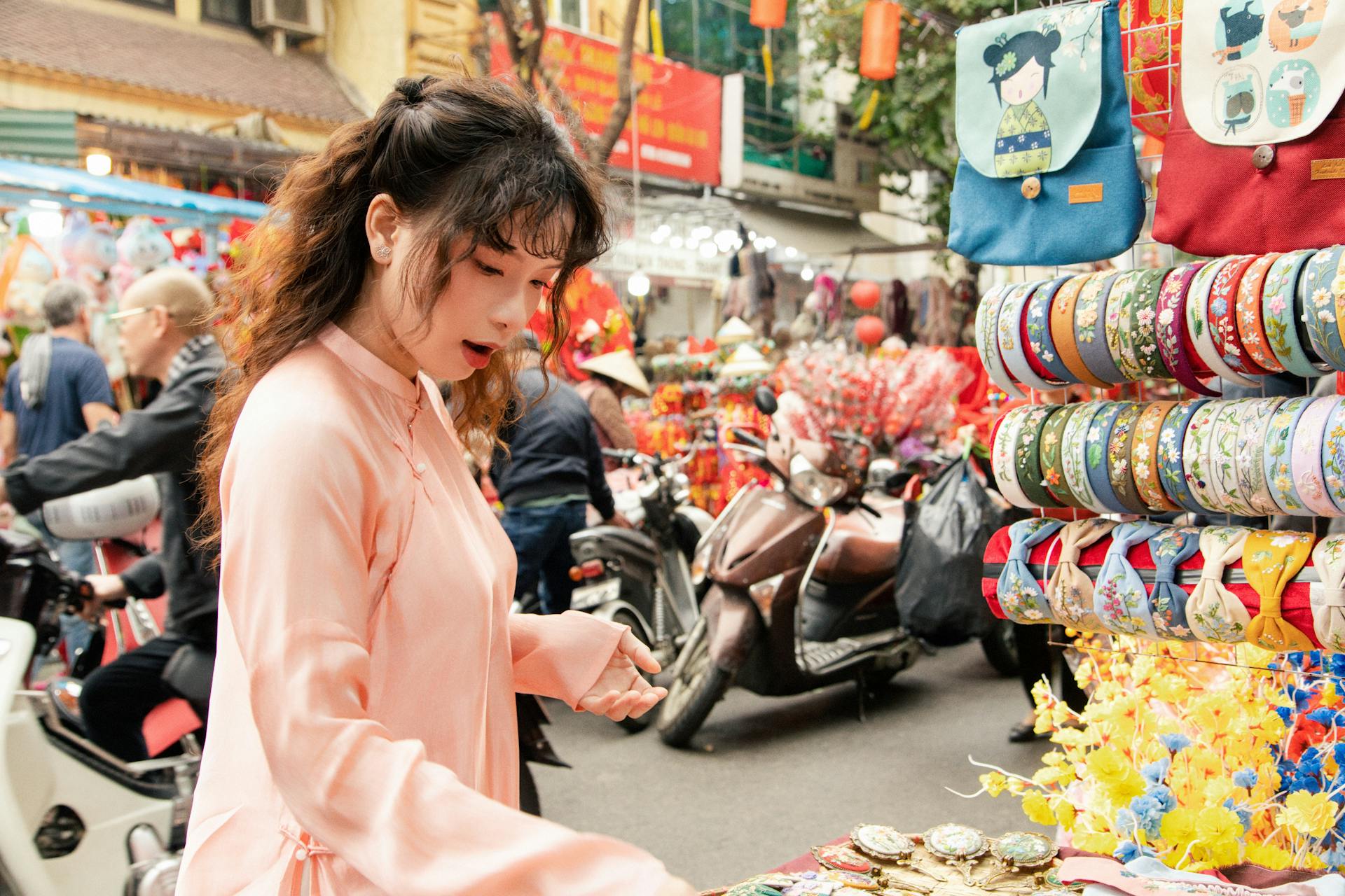 Cô gái, con gái, thiếu nữ, girl, Việt Nam, áo dài, truyền thống, traditional, Hồ Gươm, Hà Nội - Dang Hong 45