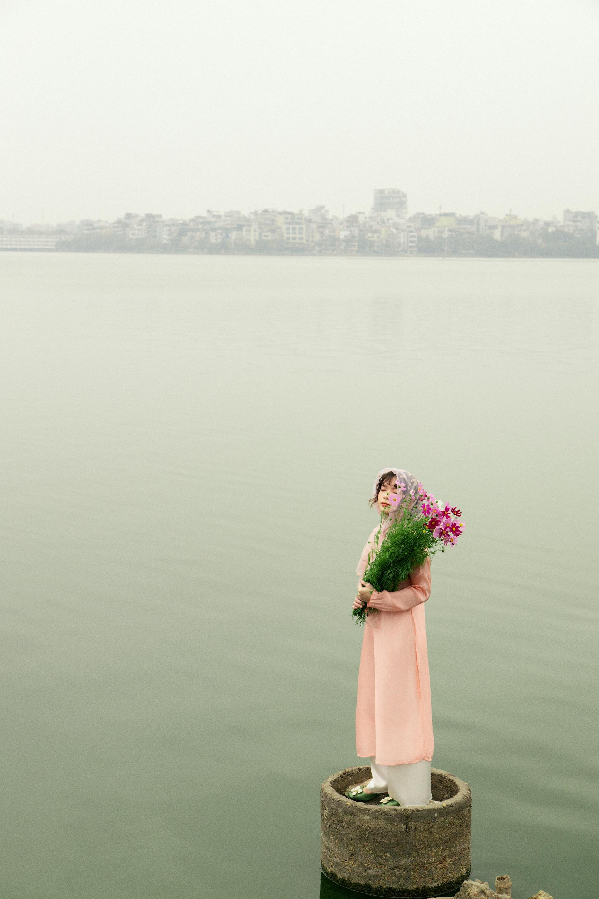 Cô gái, con gái, thiếu nữ, girl, Việt Nam, áo dài, truyền thống, traditional, Hồ Gươm, Hà Nội - Dang Hong 78