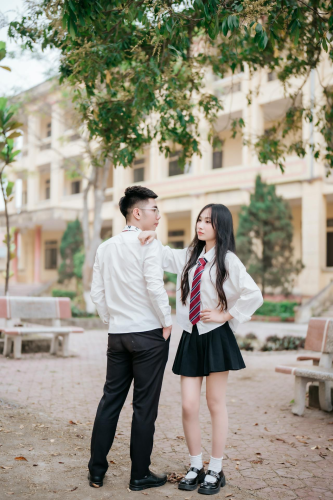 Học sinh, kỷ yếu, tập thể, bạn bè, kỷ niệm, vui vẻ, students, yearbook, group, friends, memories, fun - Green odette