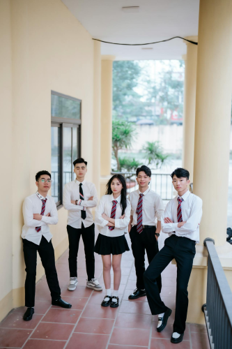 Học sinh, kỷ yếu, tập thể, bạn bè, kỷ niệm, vui vẻ, students, yearbook, group, friends, memories, fun - Green odette 20