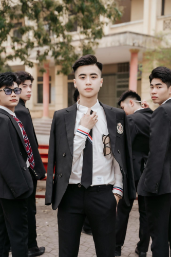 Học sinh, kỷ yếu, tập thể, bạn bè, kỷ niệm, vui vẻ, students, yearbook, group, friends, memories, fun - Green odette 13