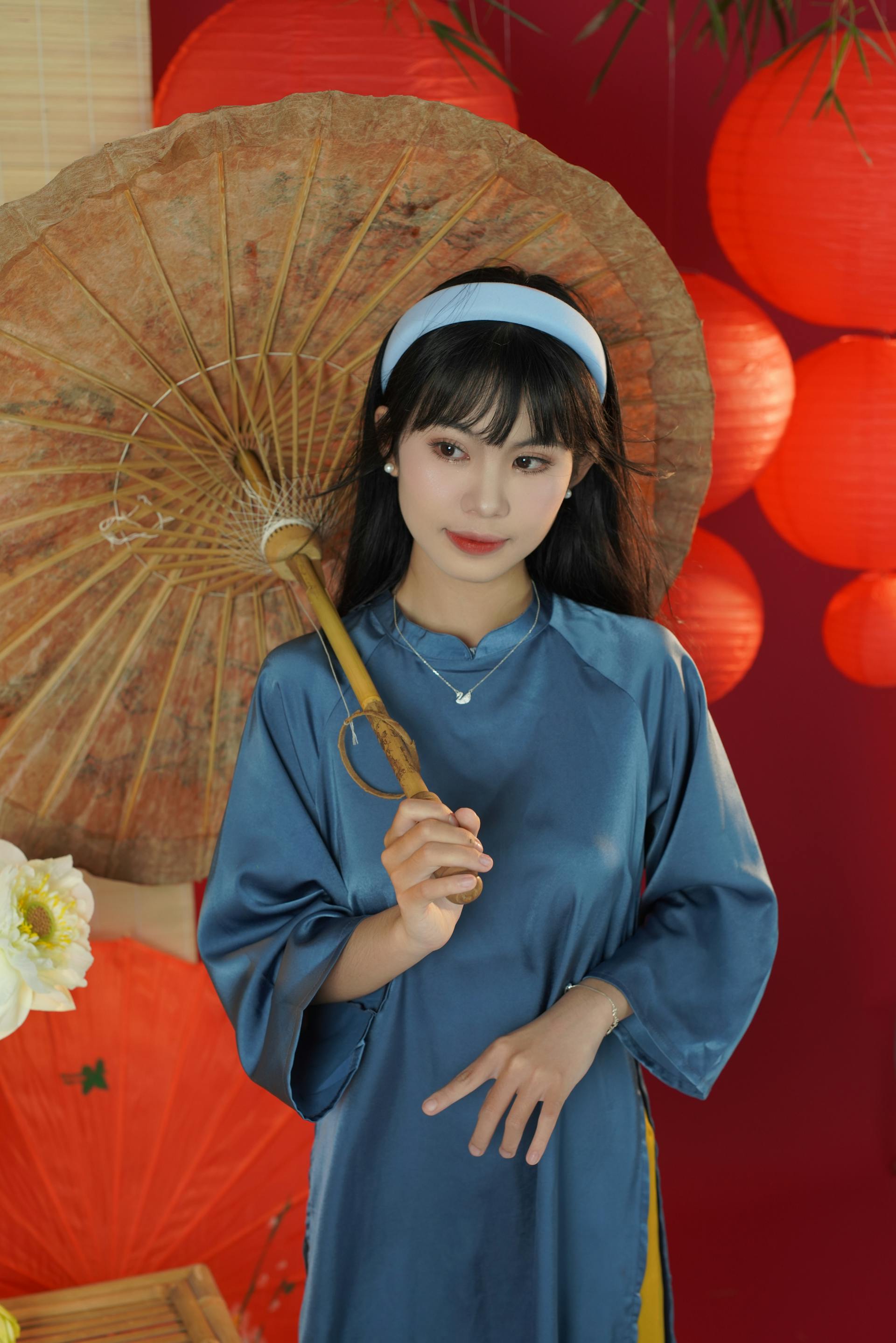 Cô gái, thiếu nữ, Việt Nam, trang phục truyền thống, girl, young woman, Vietnam, traditional costume - Đan Thy Nguyễn Mai 25