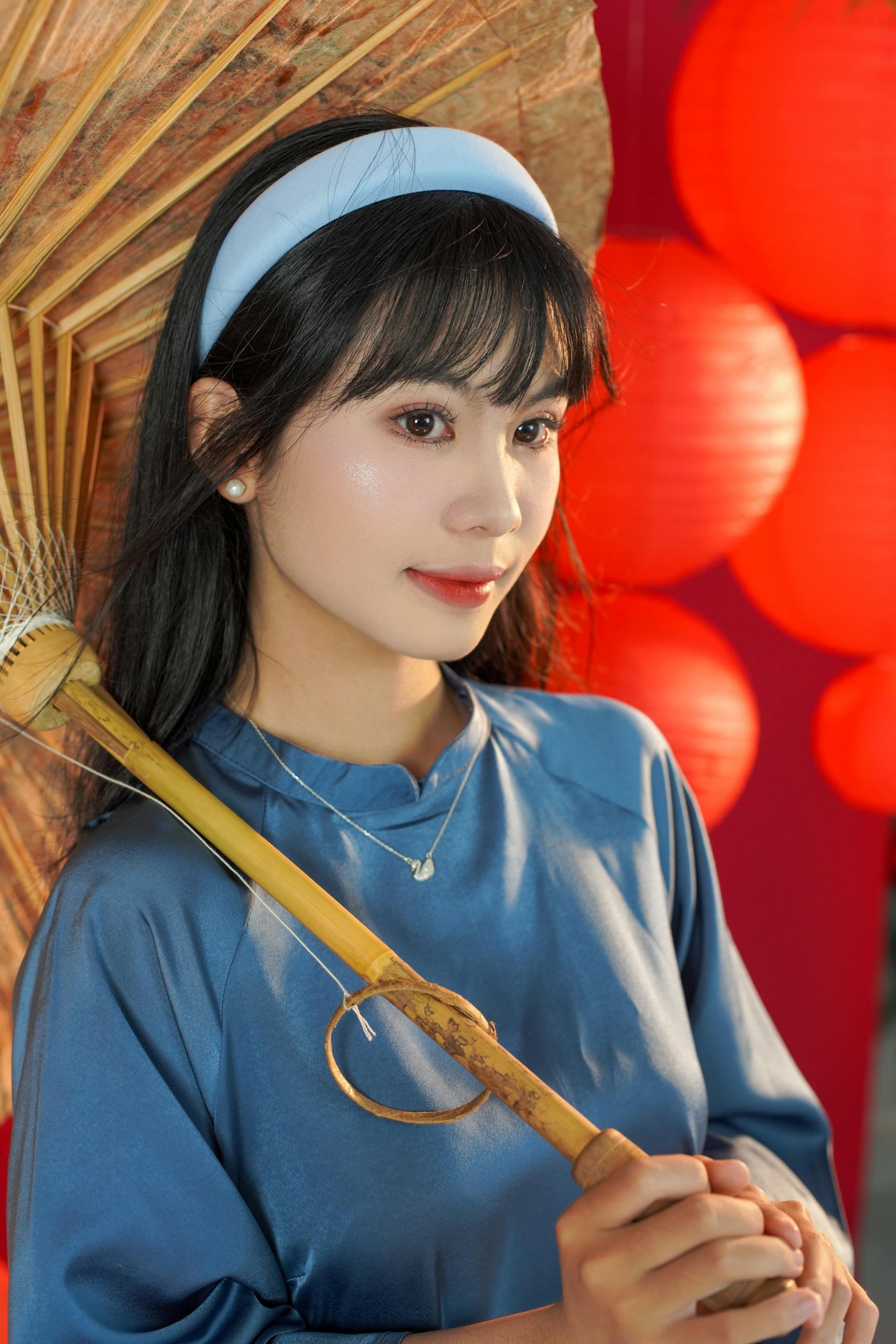 Cô gái, thiếu nữ, Việt Nam, trang phục truyền thống, girl, young woman, Vietnam, traditional costume - Đan Thy Nguyễn Mai 23