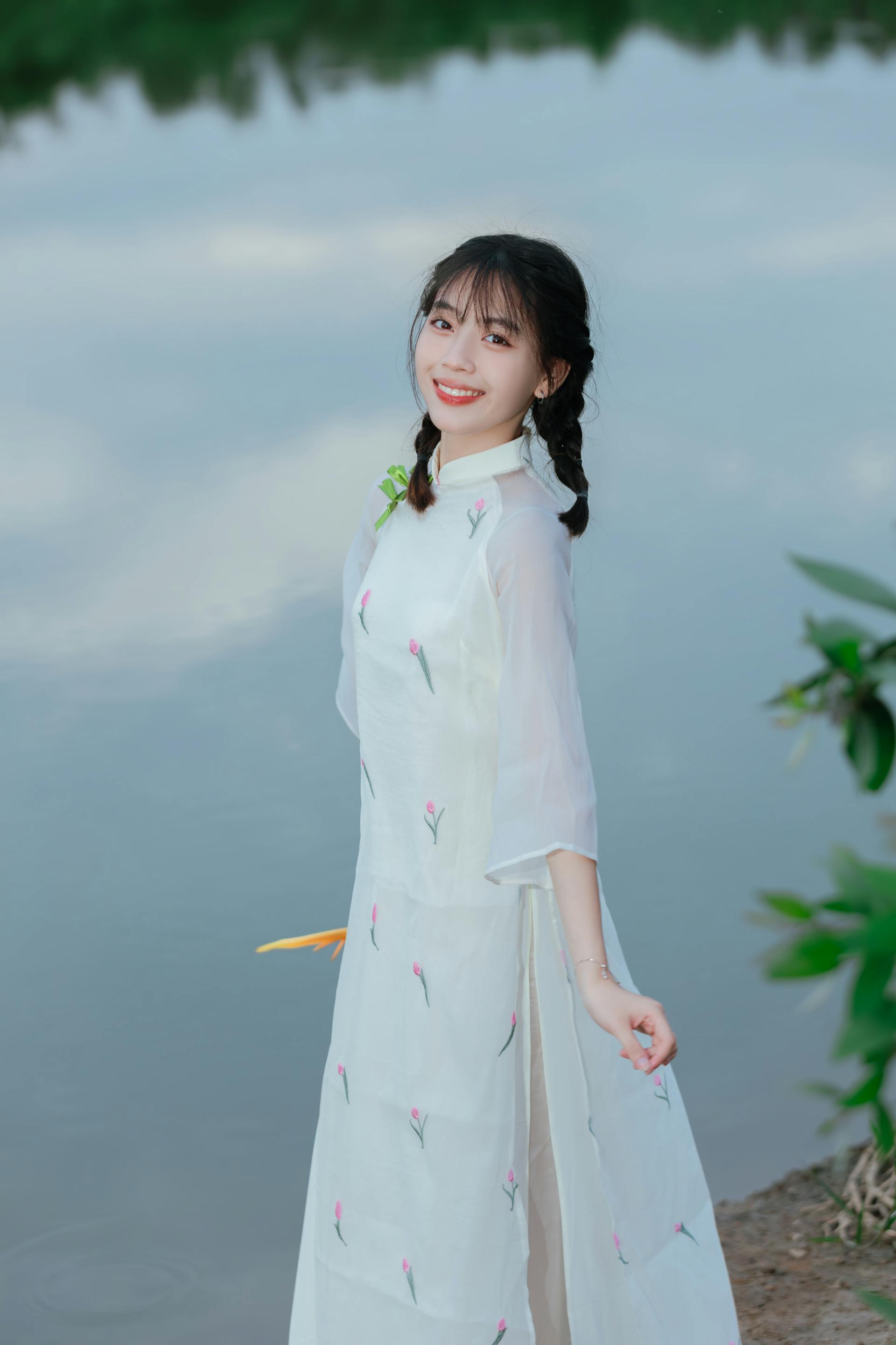 Cô gái, thiếu nữ, Việt Nam, trang phục truyền thống, girl, young woman, Vietnam, traditional costume - Đan Thy Nguyễn Mai 70