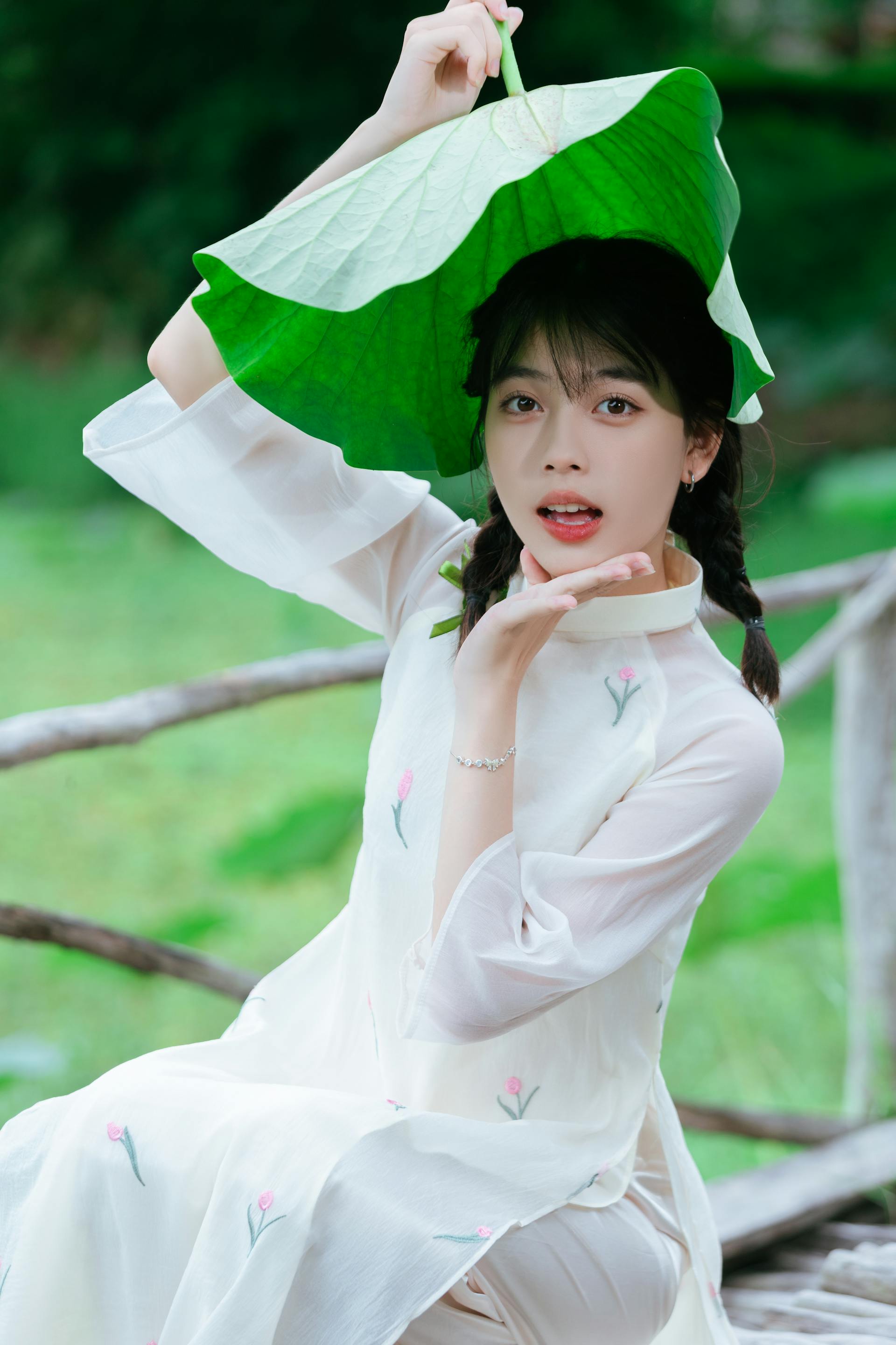 Cô gái, thiếu nữ, Việt Nam, trang phục truyền thống, girl, young woman, Vietnam, traditional costume - Đan Thy Nguyễn Mai 67