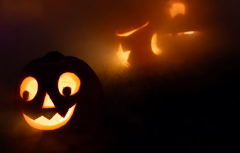 Bí đỏ, trang trí halloween, lễ hội, ánh đèn, đêm tối, điêu khắc, kinh dị, halloween decoration, festival, lights, dark, sculpture, horror  - pixabay 5