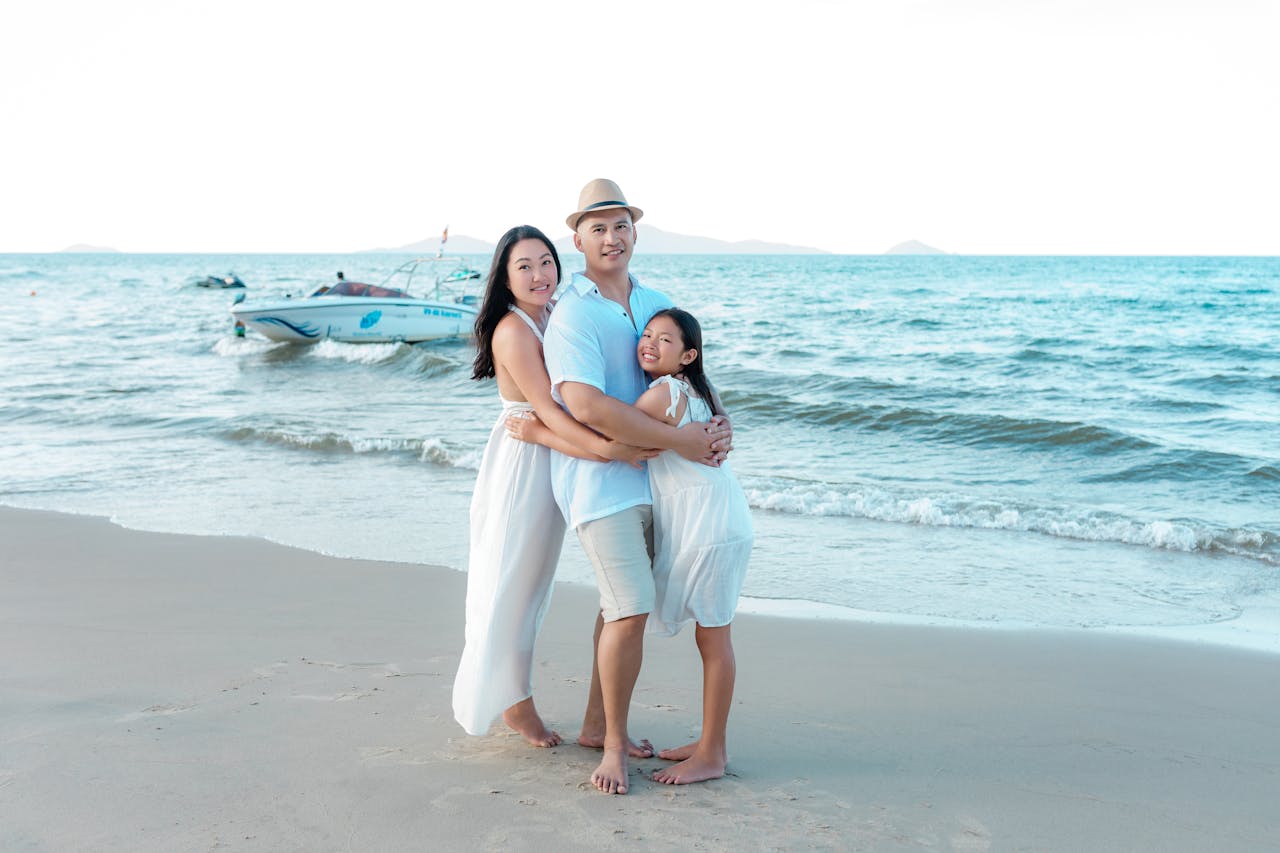 Gia đình, family, cha mẹ và con, yêu thương, hạnh phúc, parents and children, love, happiness - Võ Văn Tiến 27