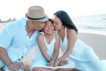 Gia đình, family, cha mẹ và con, yêu thương, hạnh phúc, parents and children, love, happiness - Võ Văn Tiến 9