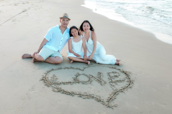 Gia đình, family, cha mẹ và con, yêu thương, hạnh phúc, parents and children, love, happiness - Võ Văn Tiến 5