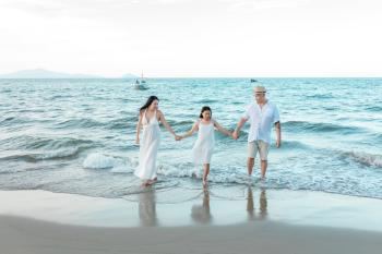 Gia đình, family, cha mẹ và con, yêu thương, hạnh phúc, parents and children, love, happiness - Võ Văn Tiến 18