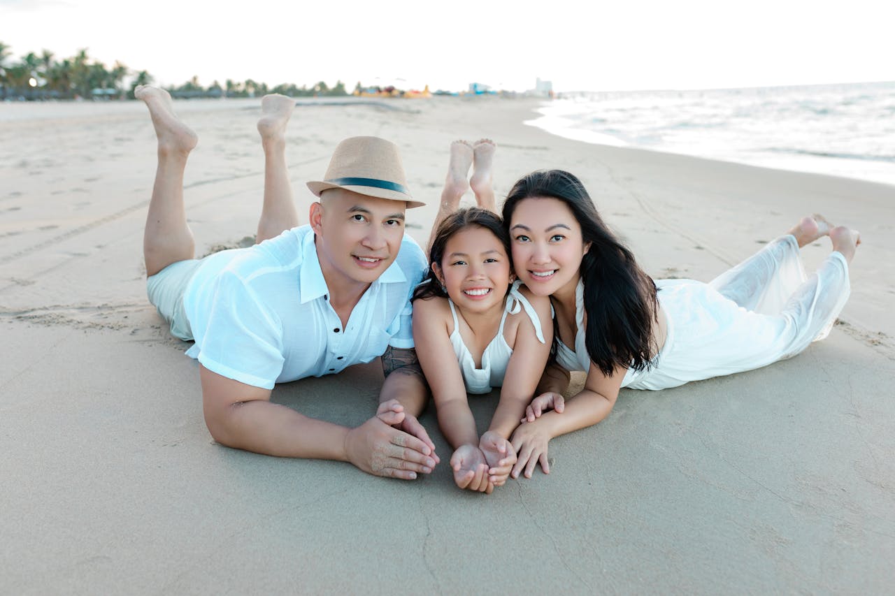 Gia đình, family, cha mẹ và con, yêu thương, hạnh phúc, parents and children, love, happiness - Võ Văn Tiến 12
