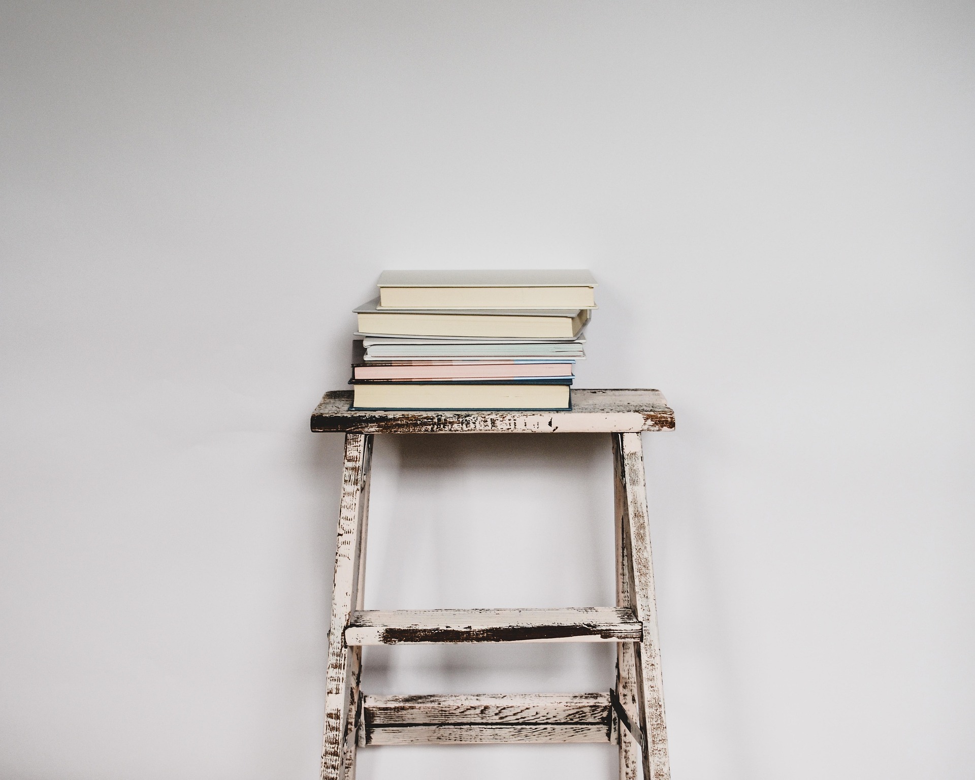 Sách, book, notebook, nhật kí, ghế, vải, khăn, chairs, fabrics, towels- hudsoncrafted 4