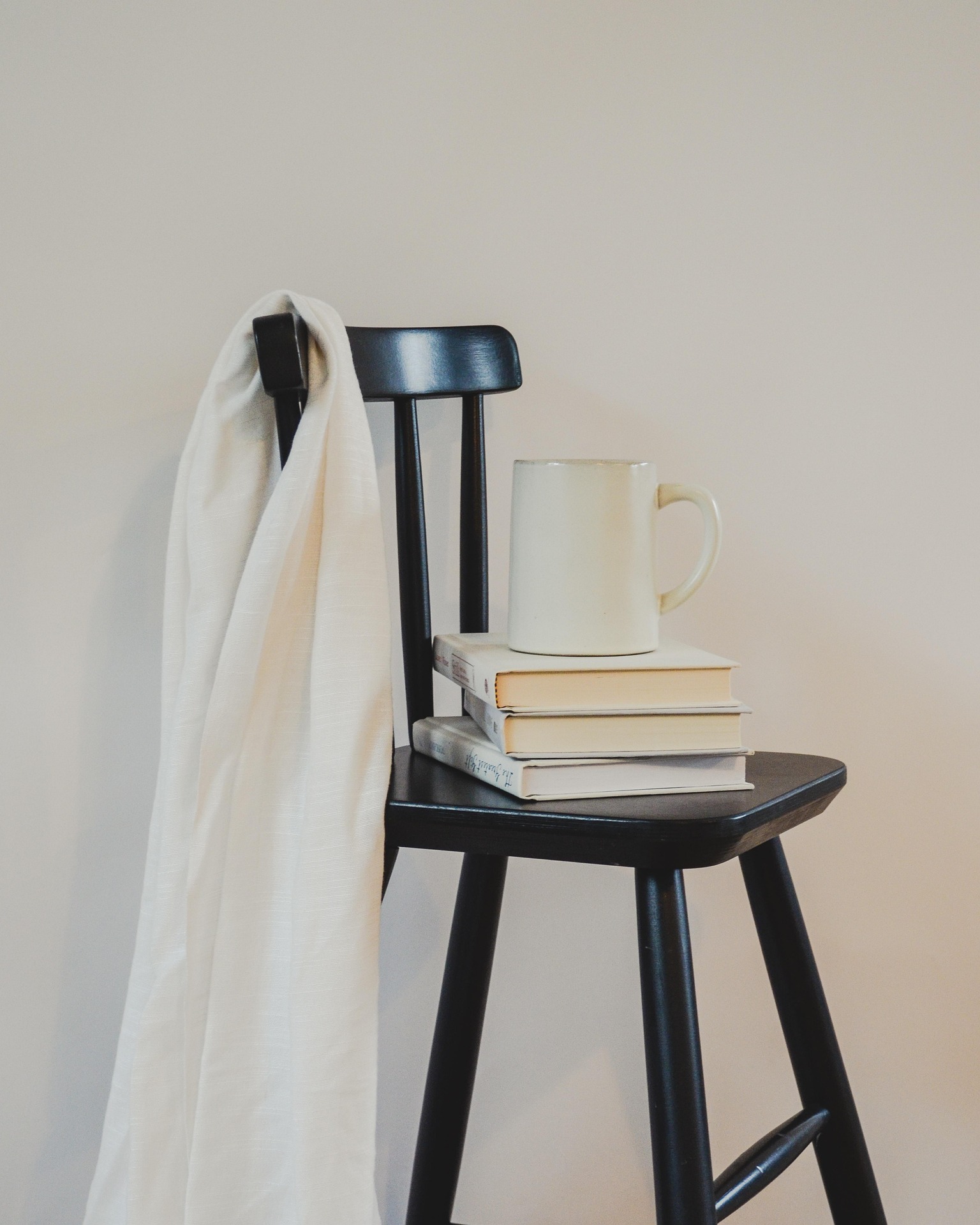 Sách, book, notebook, nhật kí, ghế, vải, khăn, chairs, fabrics, towels- hudsoncrafted 1