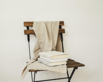 Sách, book, notebook, nhật kí, ghế, vải, khăn, chairs, fabrics, towels- hudsoncrafted 2